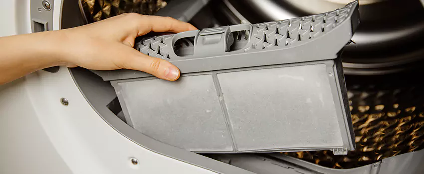 Signs Of A Clogged Dryer Lint Trap in Morton, Illinois